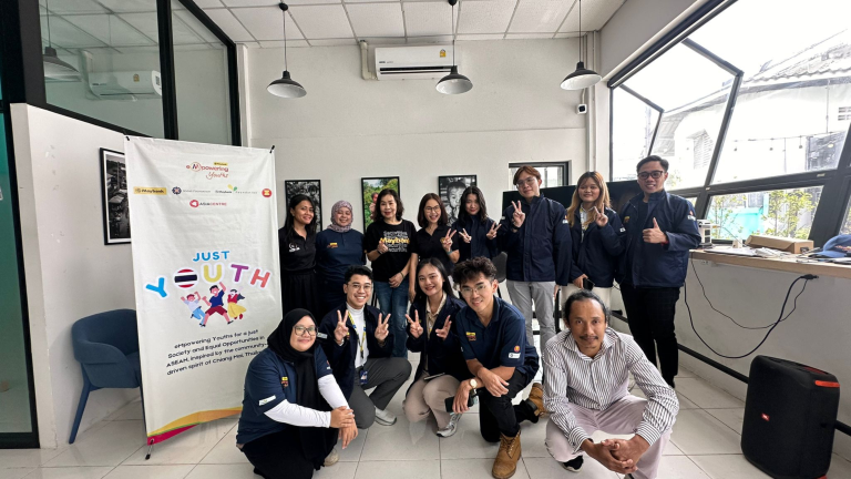 Read more about the article From Chiang Mai, Thailand to Empowering Women & Girls in ASEAN: How One Pair of Youth Volunteers Inspires Youth-Led Cross-Border Collaboration for an Empathetic Social Inclusion Movement