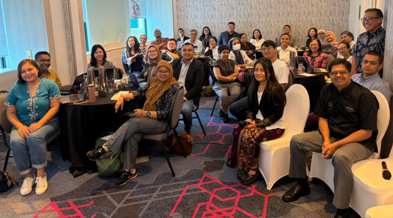 Read more about the article National Convening on Climate Disinformation in Indonesia: Prioritising Development Over Indigenous Peoples’ Vulnerability